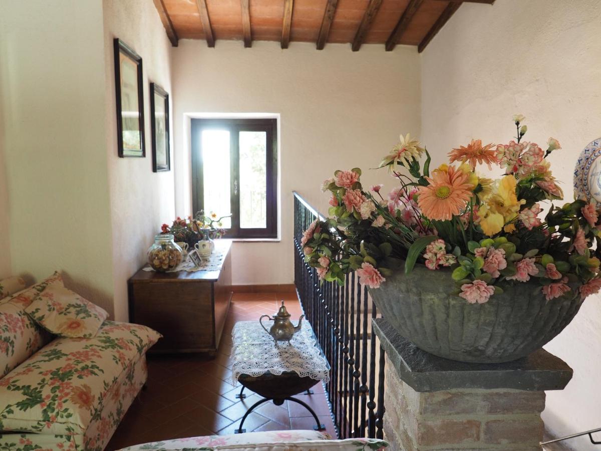 Sassi Bianchi Guest House Sensano ภายนอก รูปภาพ