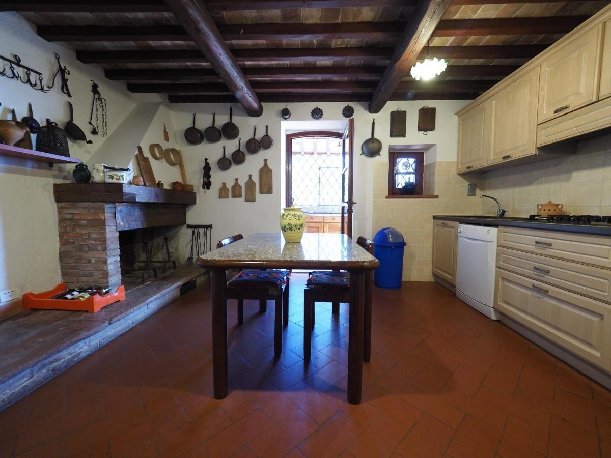 Sassi Bianchi Guest House Sensano ภายนอก รูปภาพ